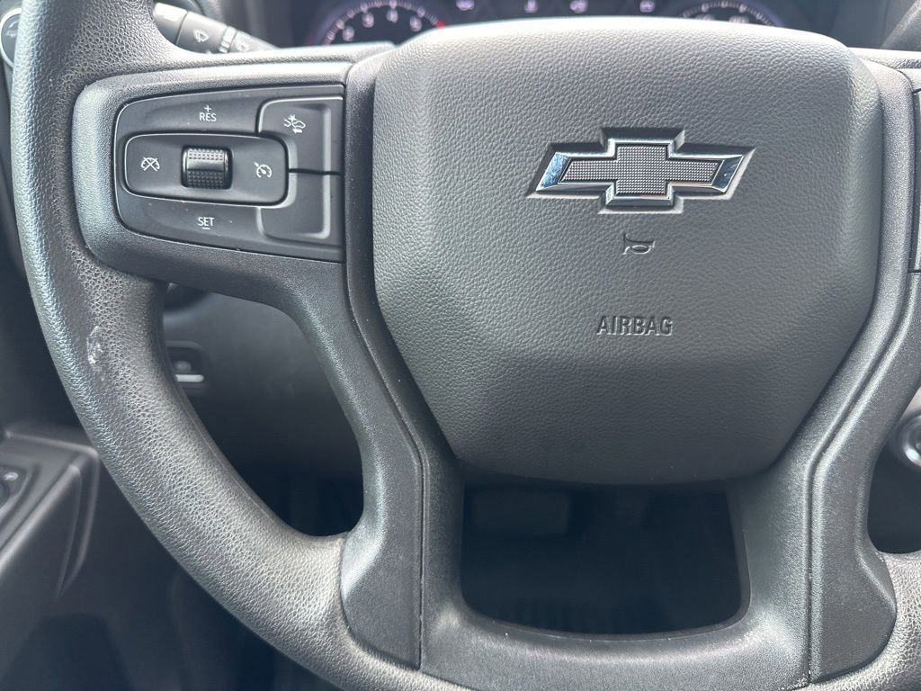 Used 2025 Chevrolet Silverado 1500 Custom Trail Boss w/ LPO, Dark Essentials Package AWD/4WD image 15
