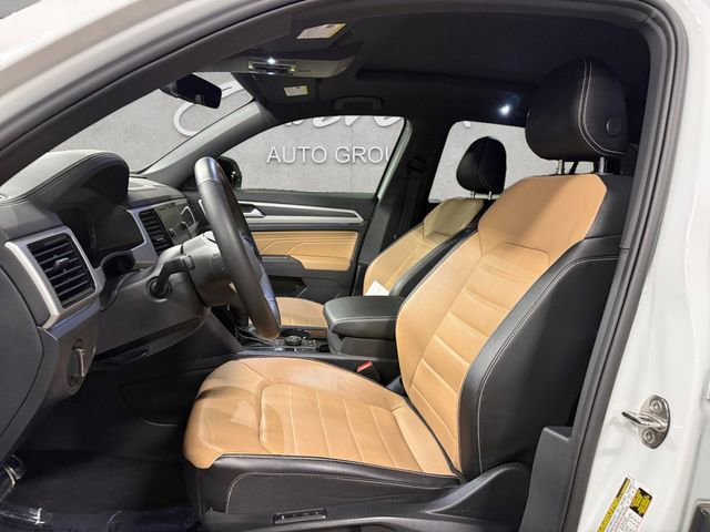 Used 2022 Volkswagen Atlas Cross Sport SEL Premium R-Line image 19