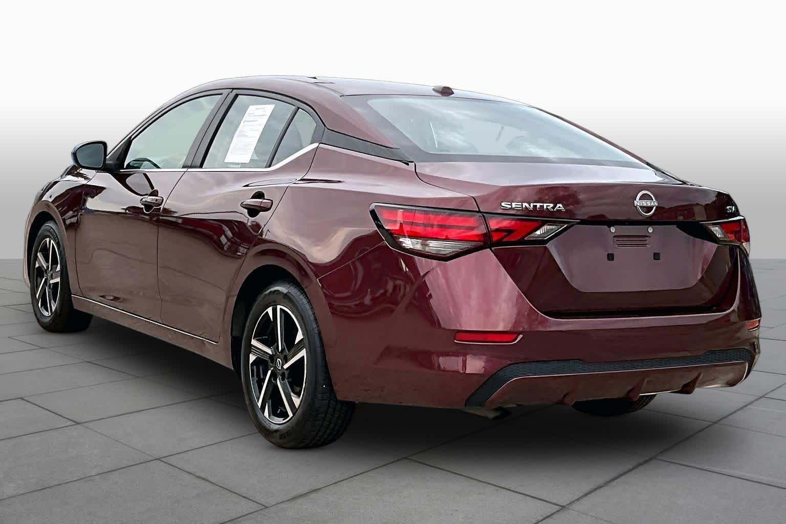 Used 2024 Nissan Sentra SV FWD image 12