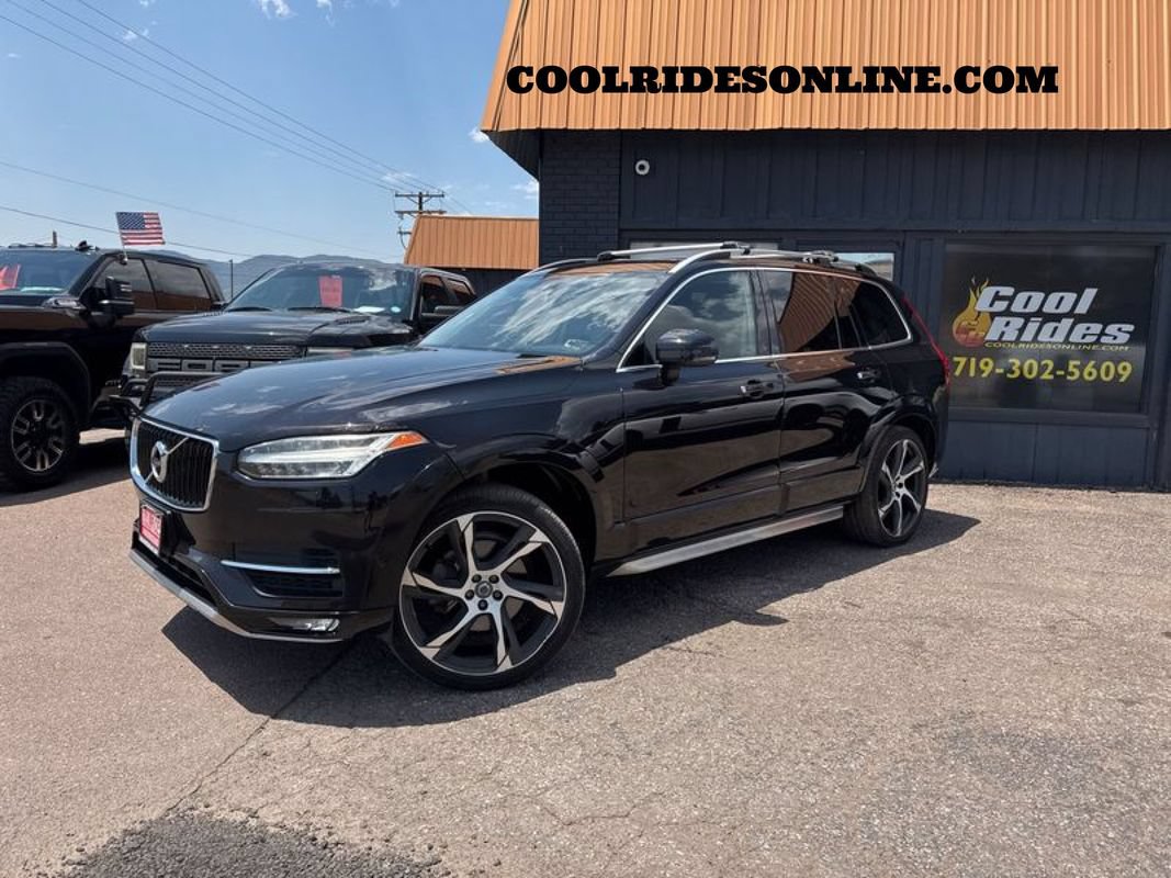 Used 2016 Volvo XC90 T6 Momentum w/ Momentum Plus Package AWD/4WD image 1