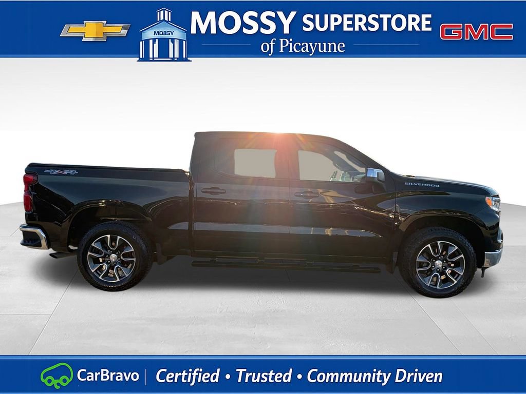 Certified 2024 Chevrolet Silverado 1500 LT AWD/4WD image 8