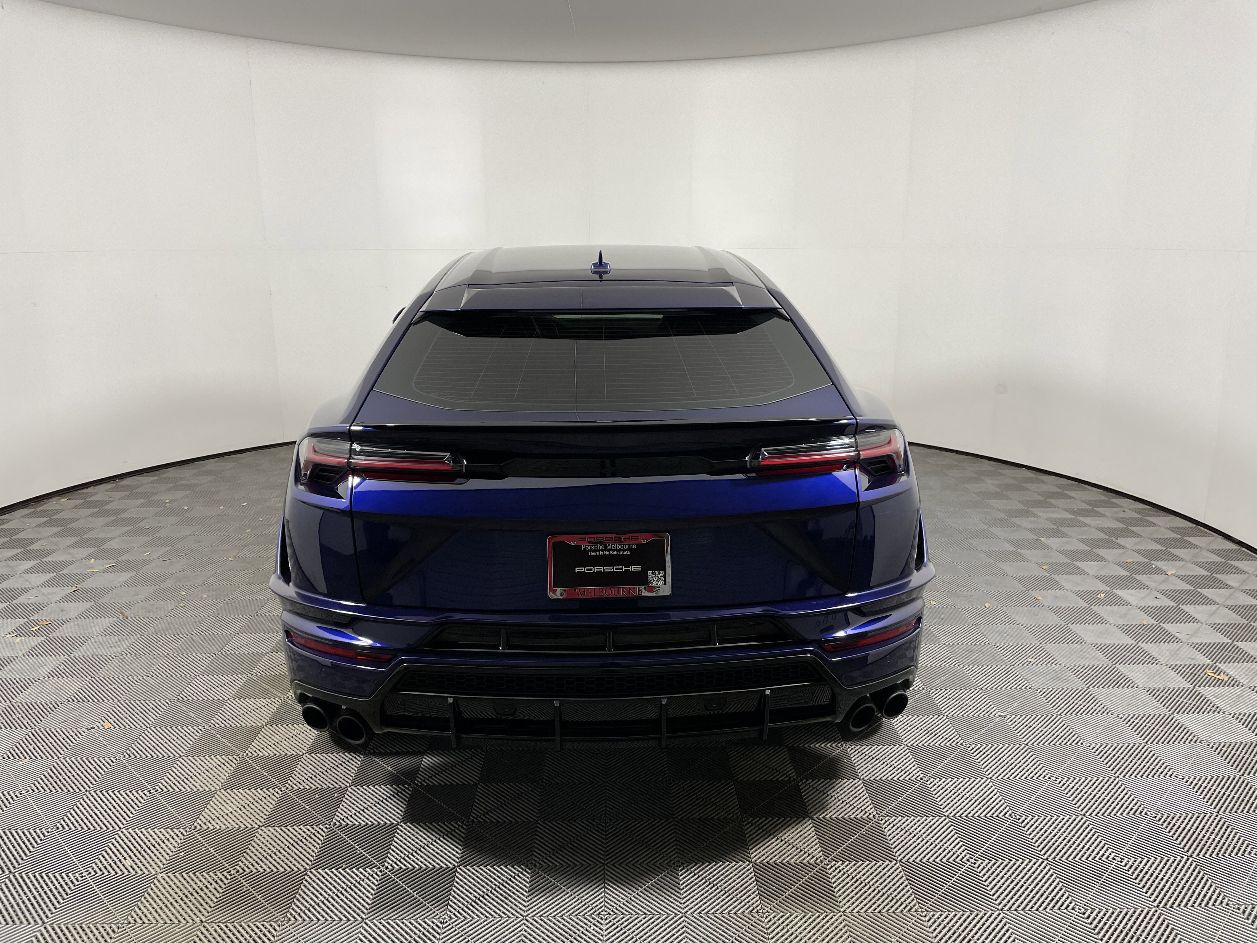 Used 2024 Lamborghini Urus S image 4
