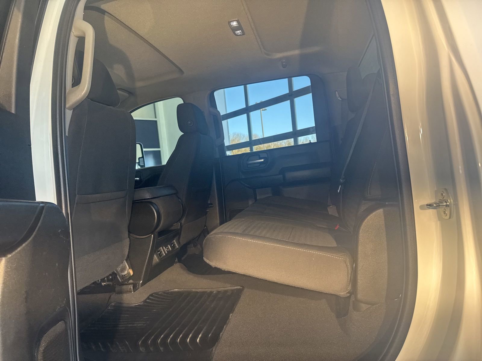 Used 2023 Chevrolet Silverado 2500 LT w/ Convenience Package image 18