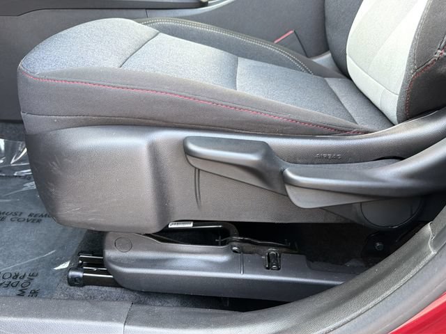 Certified 2024 Chevrolet Trax RS FWD image 21