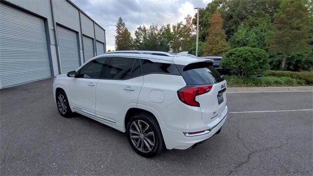 Used 2020 GMC Terrain Denali w/ Denali Premium Package image 6