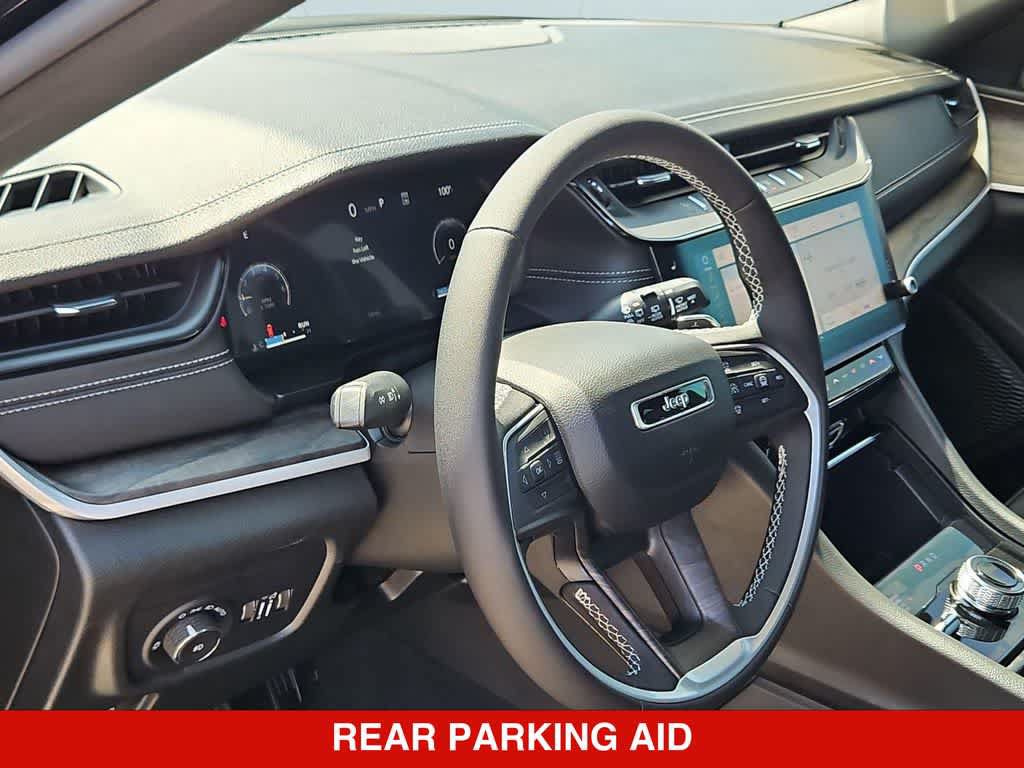 New 2026 Jeep Grand Cherokee Limited AWD/4WD image 2
