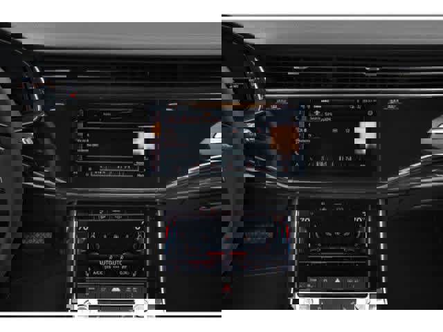 Used 2025 Audi Q7 3.0T Premium Plus image 9