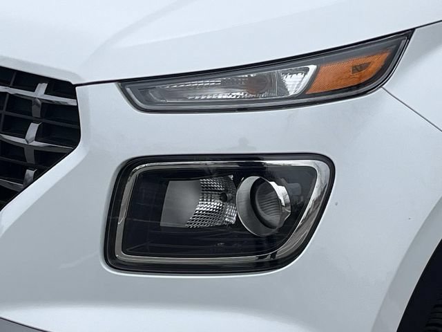 New 2026 Hyundai Venue SEL FWD image 9