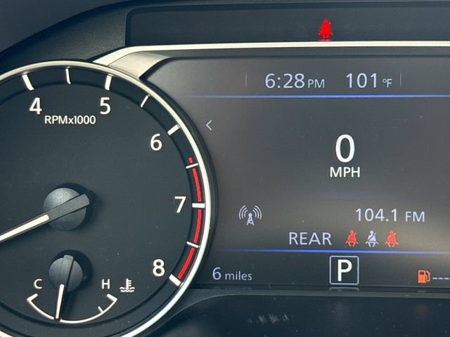 New 2026 Nissan Altima 2.5 SR w/ SR Premium Package FWD image 16
