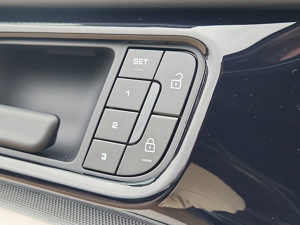 New 2026 Porsche Panamera 4 image 20