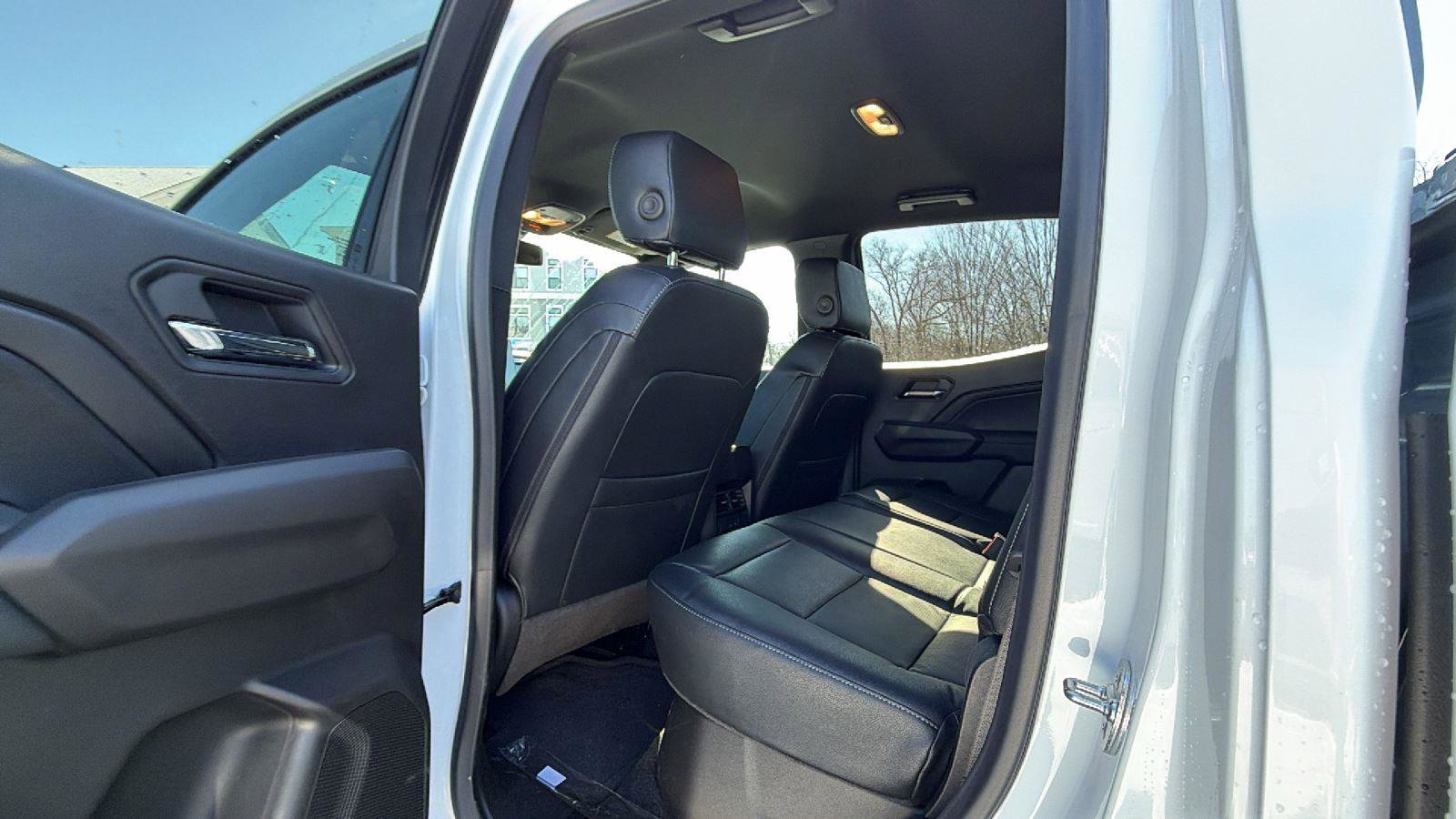 New 2025 GMC Canyon Elevation w/ Convenience Package image 29