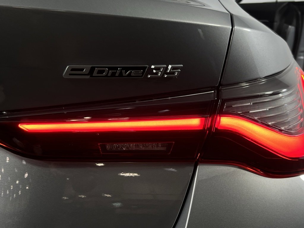 Used 2023 BMW i4 eDrive35 image 13