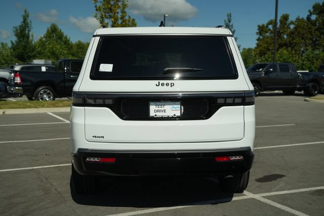 New 2026 Jeep Grand Wagoneer Summit AWD/4WD image 6