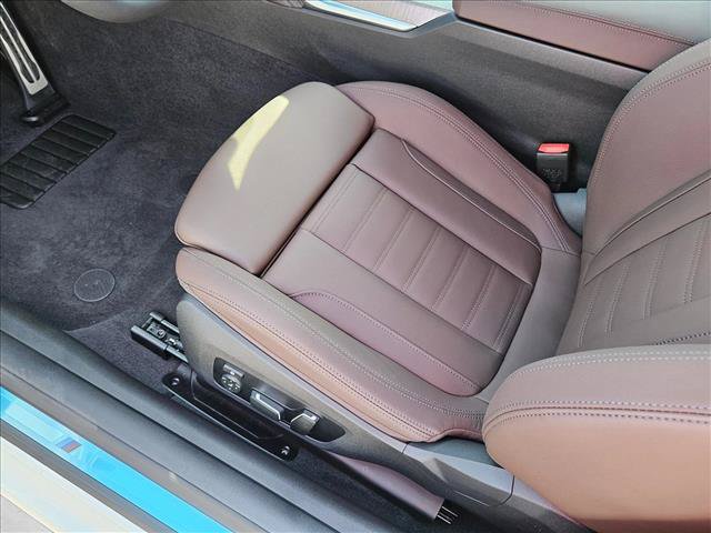 New 2026 BMW M440i Convertible RWD video 4