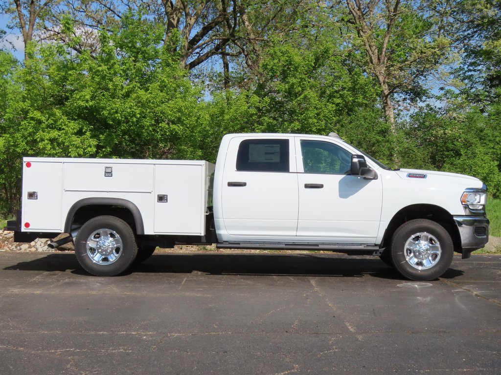 New 2024 RAM 2500 Tradesman w/ Chrome Appearance Group image 2