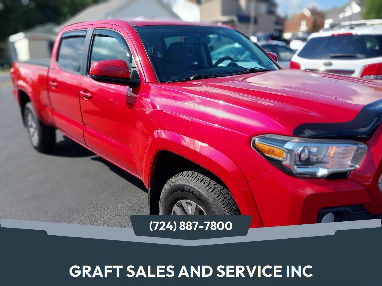 Used 2017 Toyota Tacoma TRD Off-Road image 1