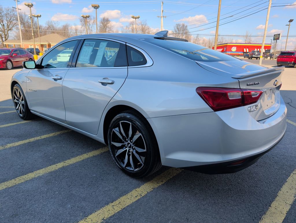 Used 2018 Chevrolet Malibu LT image 5