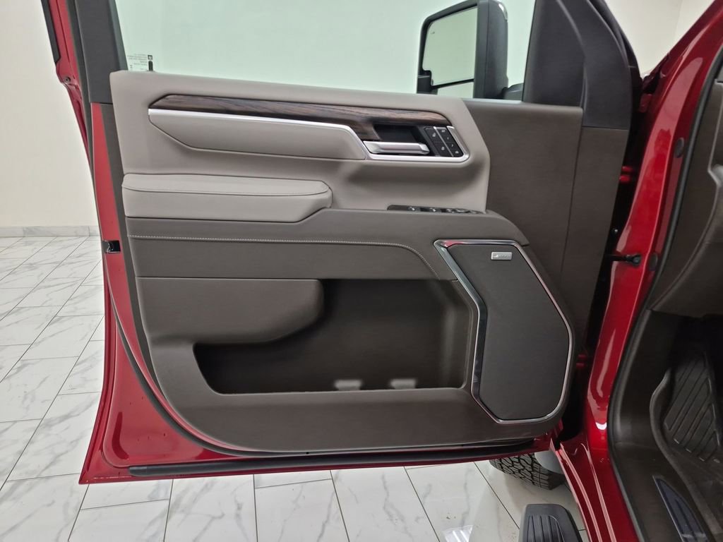 New 2026 GMC Sierra 2500 SLT image 23