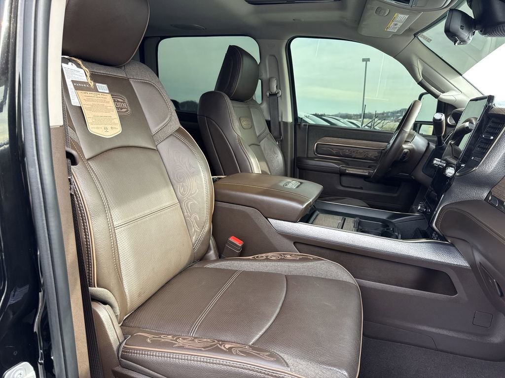 Used 2025 RAM 3500 Longhorn AWD/4WD image 25