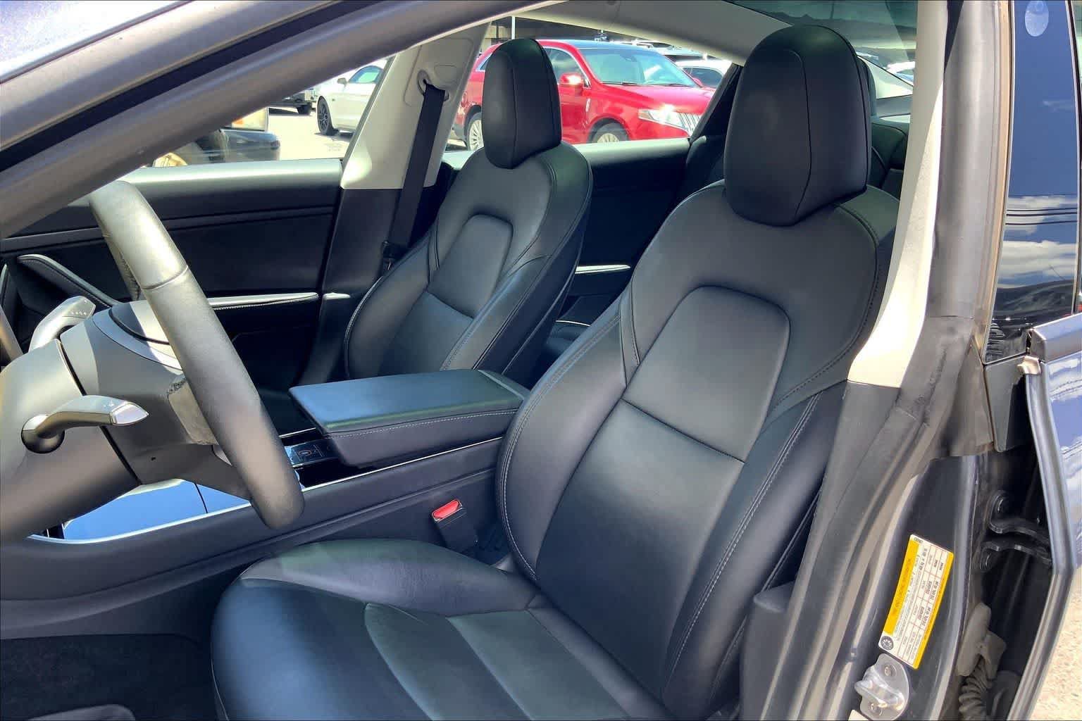Used 2020 Tesla Model 3 Standard Range Plus RWD image 11