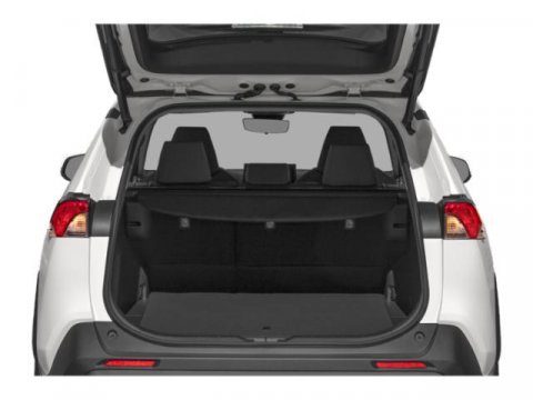 Used 2022 Toyota RAV4 XLE w/ Convenience Package FWD image 11