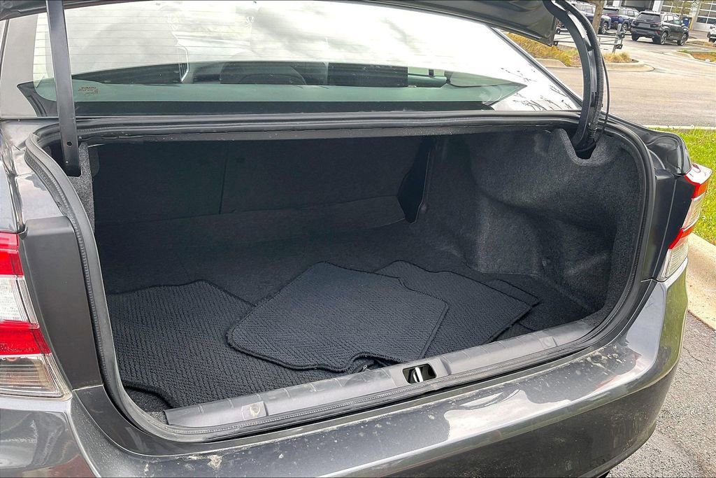 Used 2018 Subaru Impreza 2.0i AWD/4WD image 31