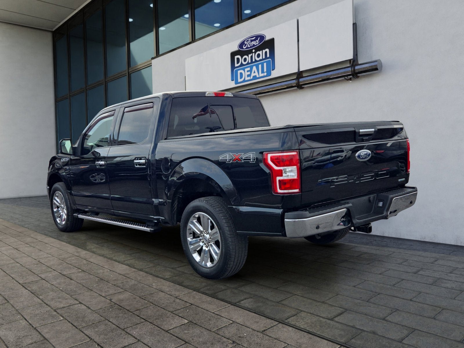 Used 2019 Ford F150 XLT w/ Equipment Group 302A Luxury image 5