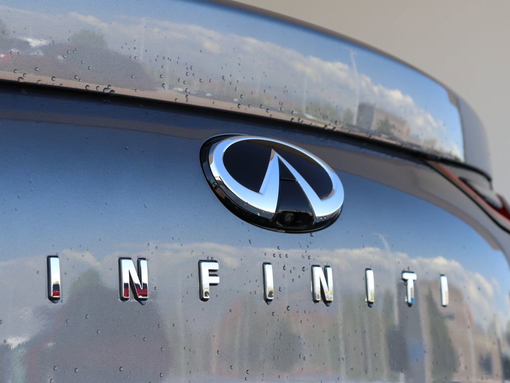 Certified 2025 INFINITI QX55 Luxe w/ Cargo Package AWD/4WD image 13
