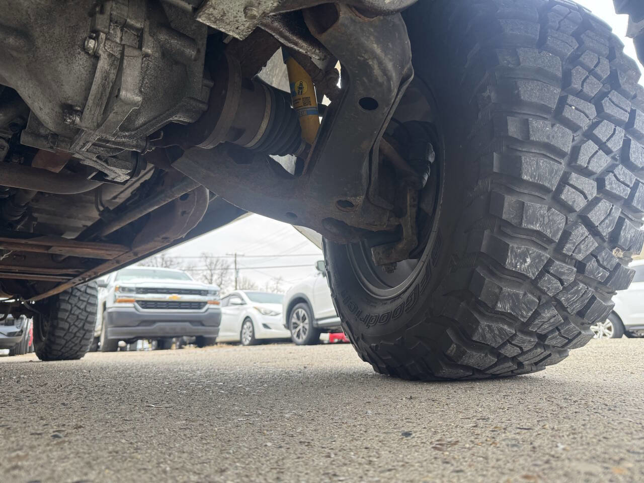 Used 1996 GMC Suburban 4WD image 24