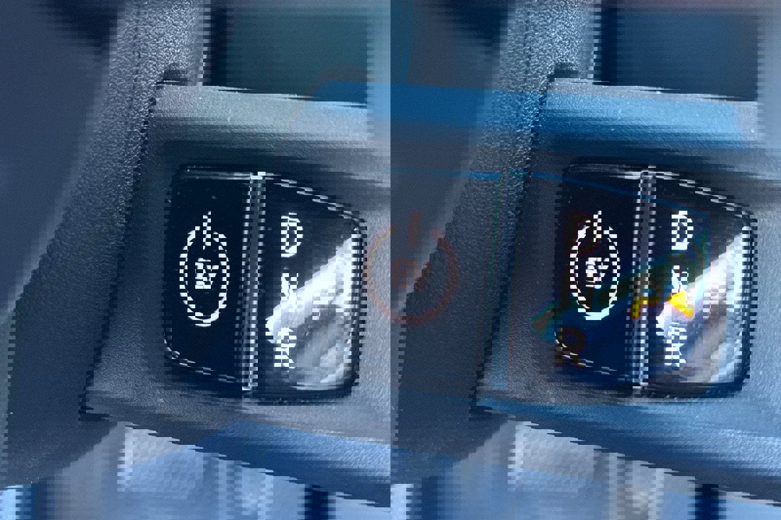 Certified 2025 Kia EV9 Land w/ Towing Package image 27