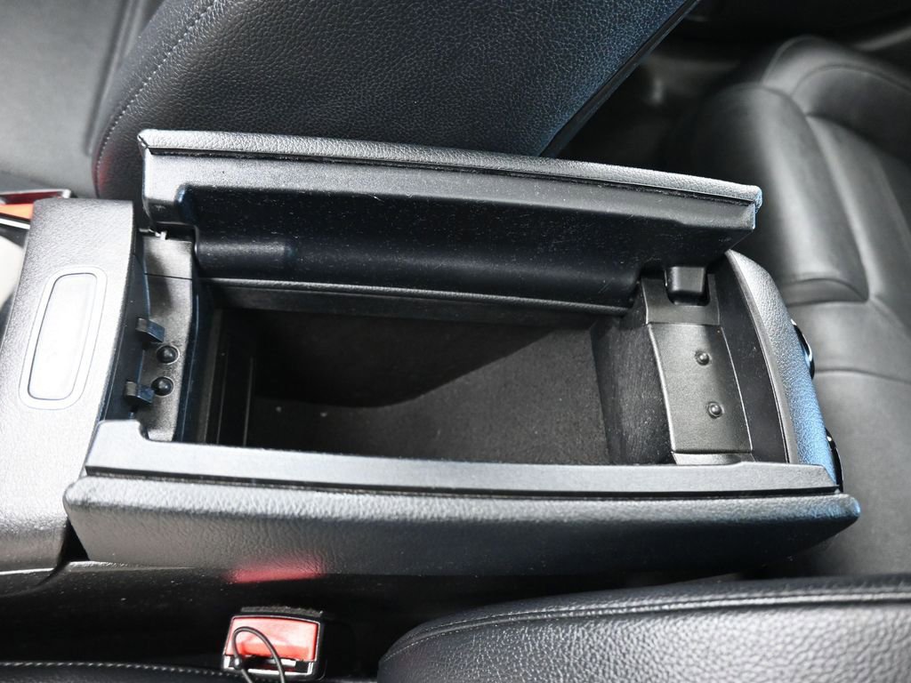 Used 2020 Mercedes-Benz CLA 250 4MATIC image 30