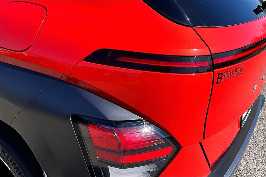 Used 2024 Hyundai Kona Limited image 29
