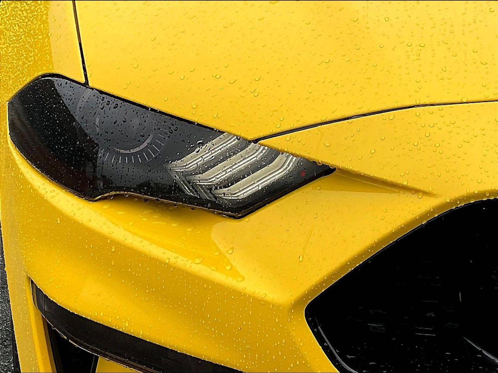 Used 2018 Ford Mustang GT Premium w/ Safe & Smart Package RWD image 30
