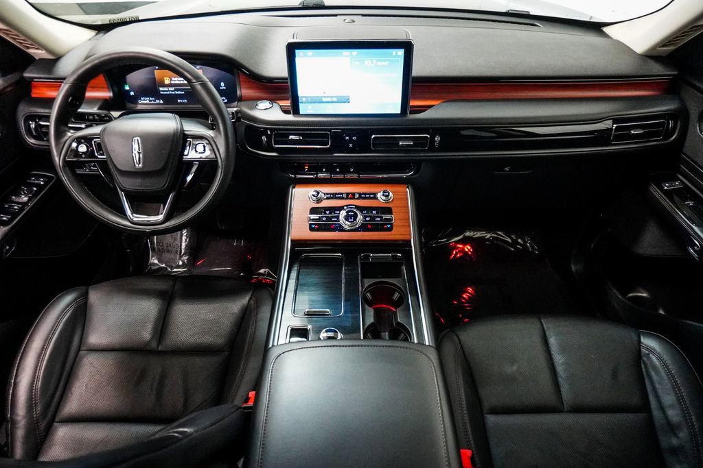 Used 2024 Lincoln Aviator Reserve image 13