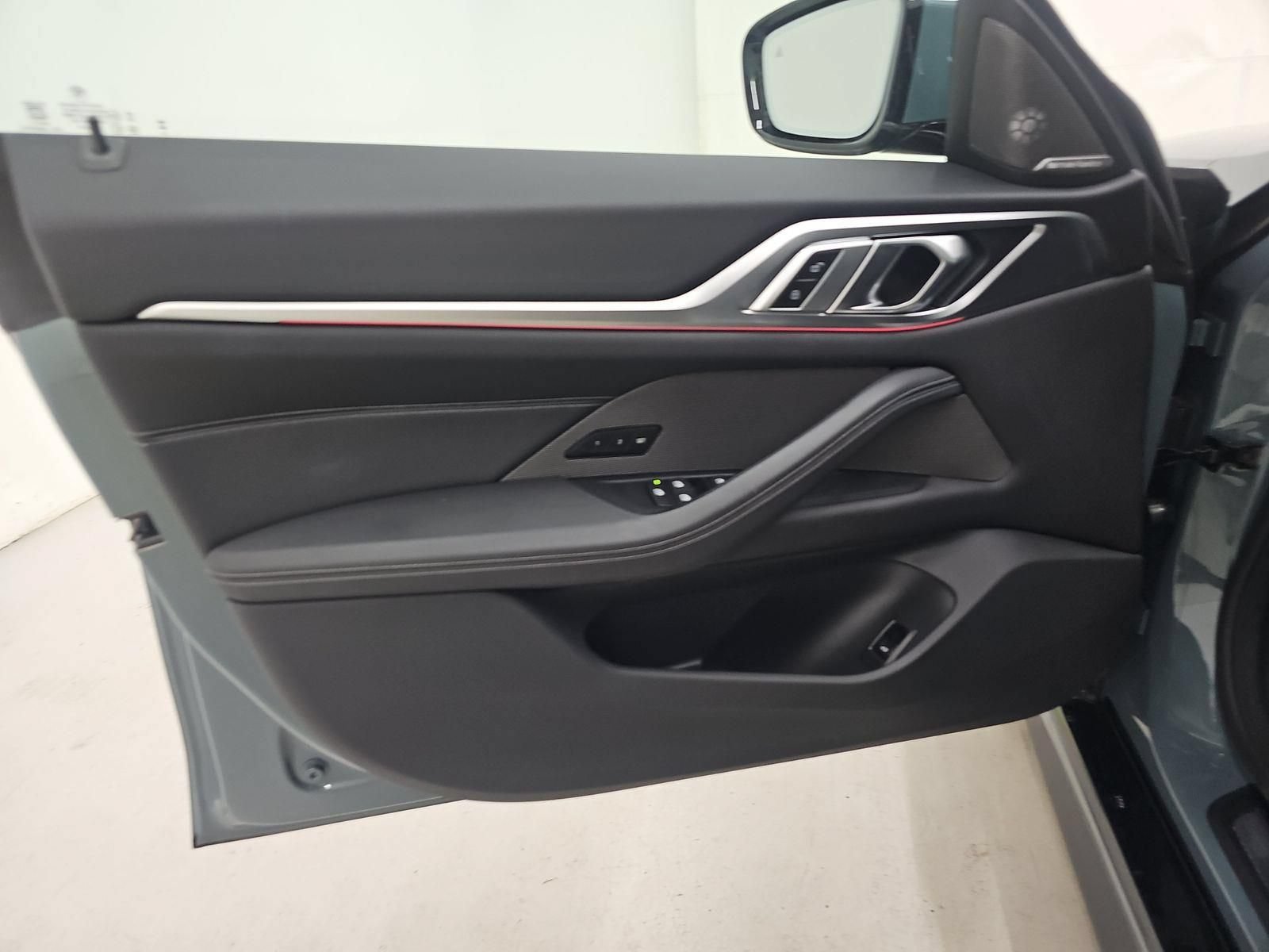 Used 2025 BMW 430i w/ Premium Package RWD image 11