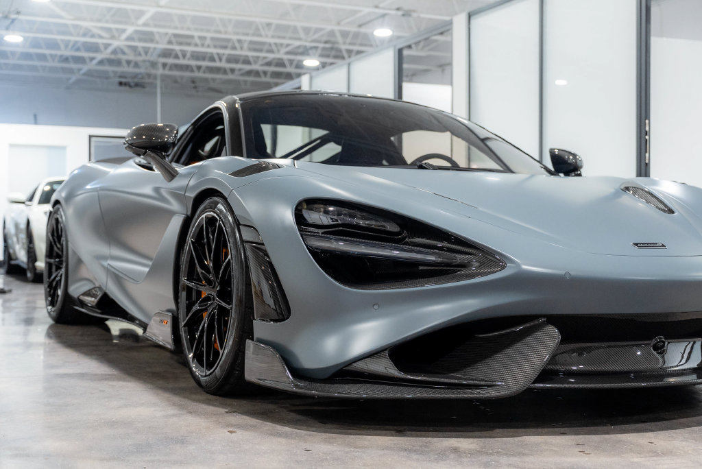Used 2021 McLaren 765LT RWD image 9