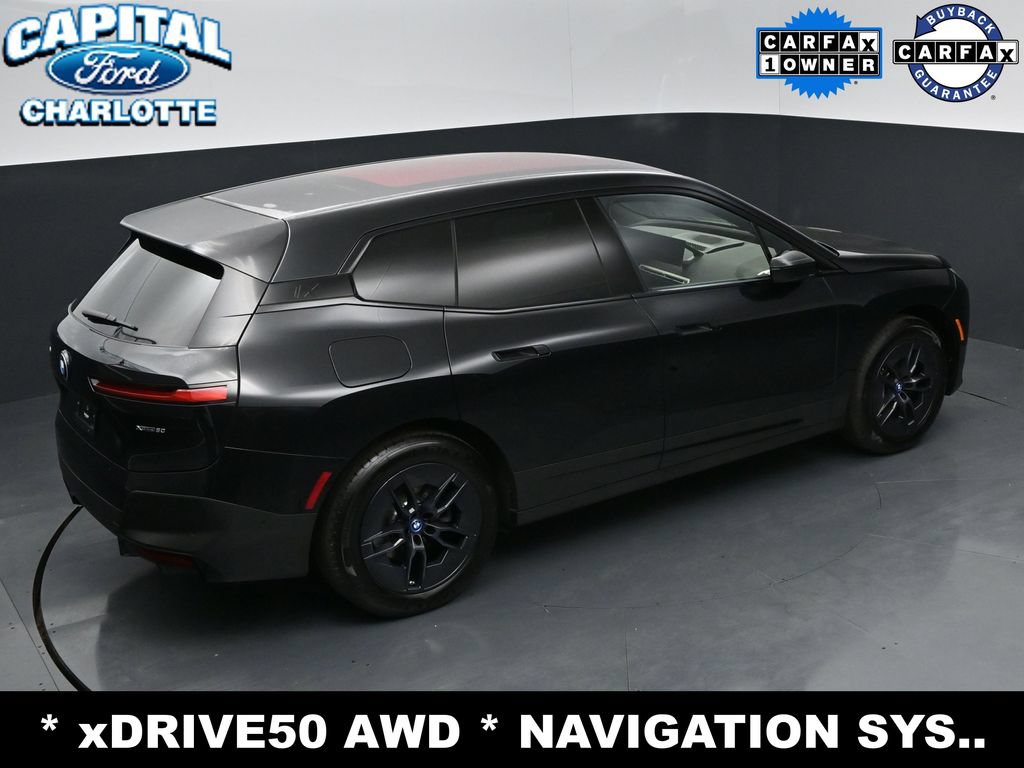 Used 2023 BMW iX xDrive50 AWD/4WD image 29