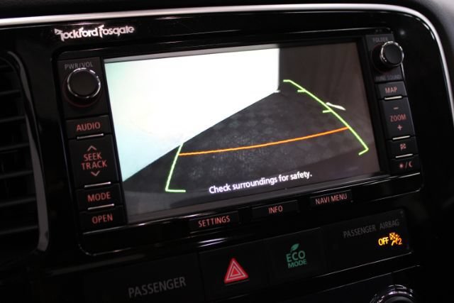 Used 2014 Mitsubishi Outlander GT AWD/4WD image 19