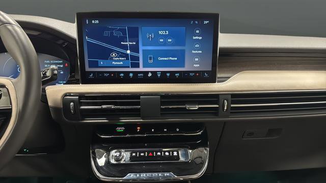 Used 2024 Lincoln Corsair Reserve image 12