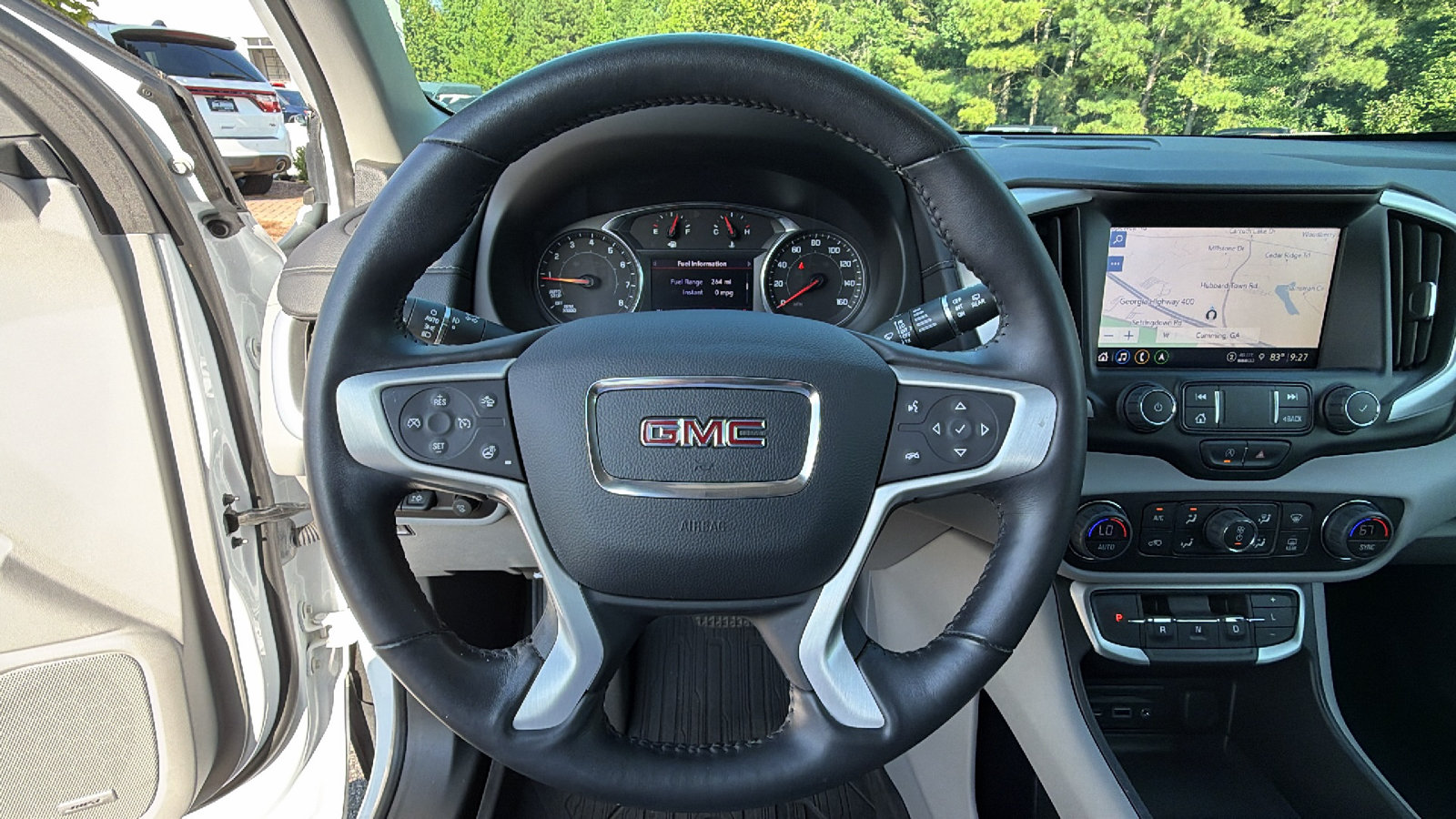 Used 2022 GMC Terrain SLT w/ Infotainment Package II AWD/4WD image 26