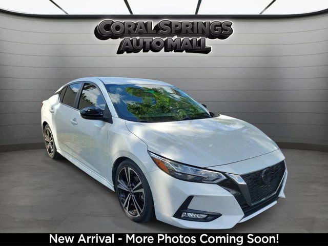 Used 2020 Nissan Sentra SR image 1