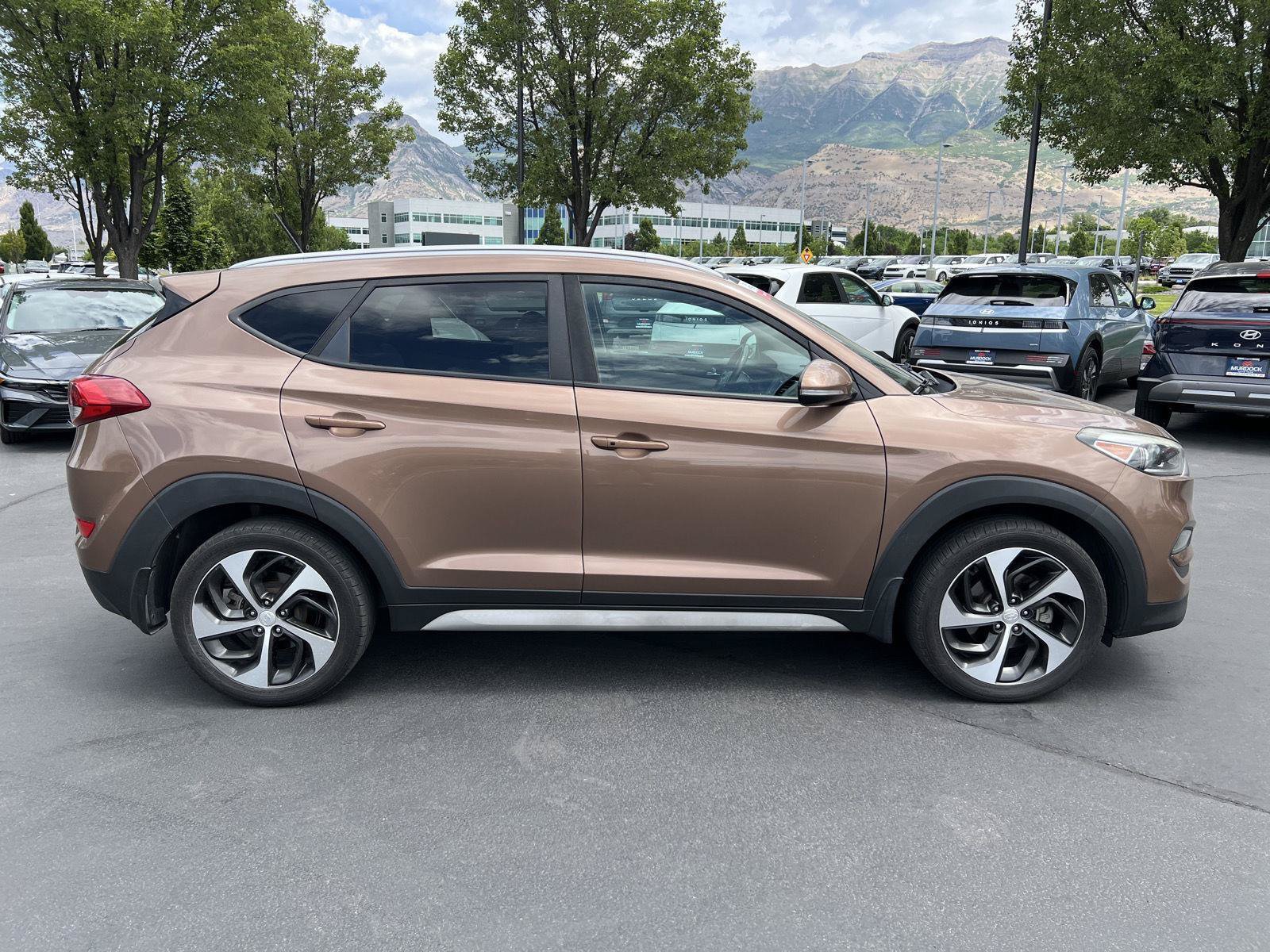 Used 2017 Hyundai Tucson Sport AWD/4WD image 6