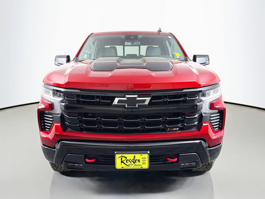 Used 2024 Chevrolet Silverado 1500 LT Trail Boss w/ Convenience Package II AWD/4WD image 2