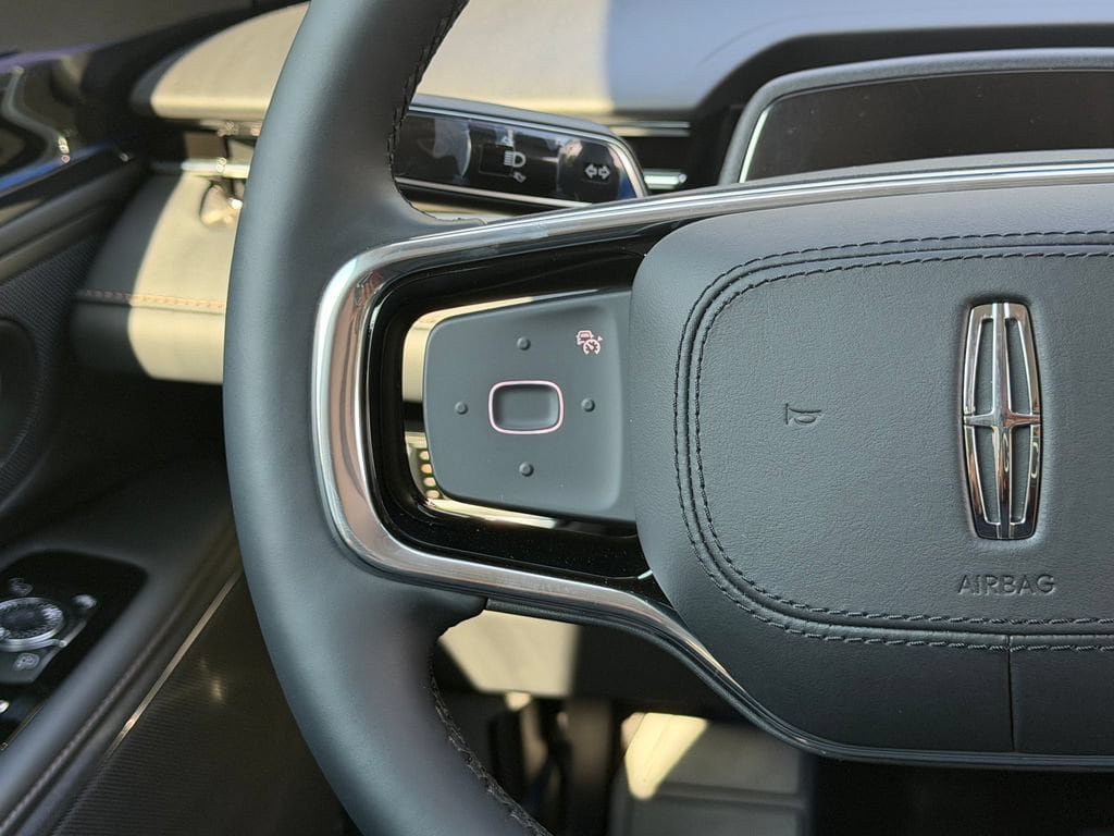 New 2026 Lincoln Nautilus Premier w/ Equipment Group 102A AWD/4WD image 16