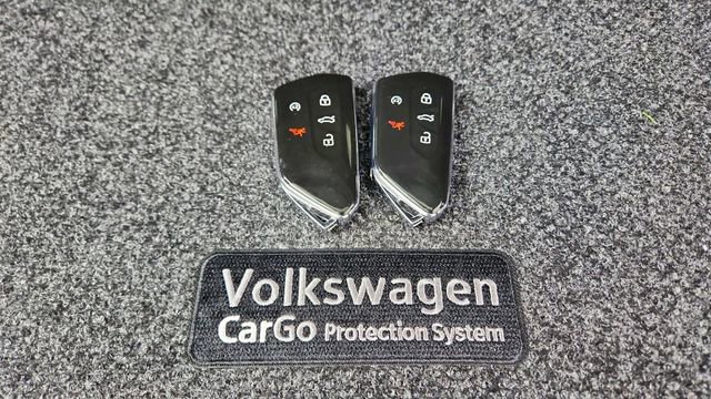 Used 2025 Volkswagen Tiguan SE R-Line image 58