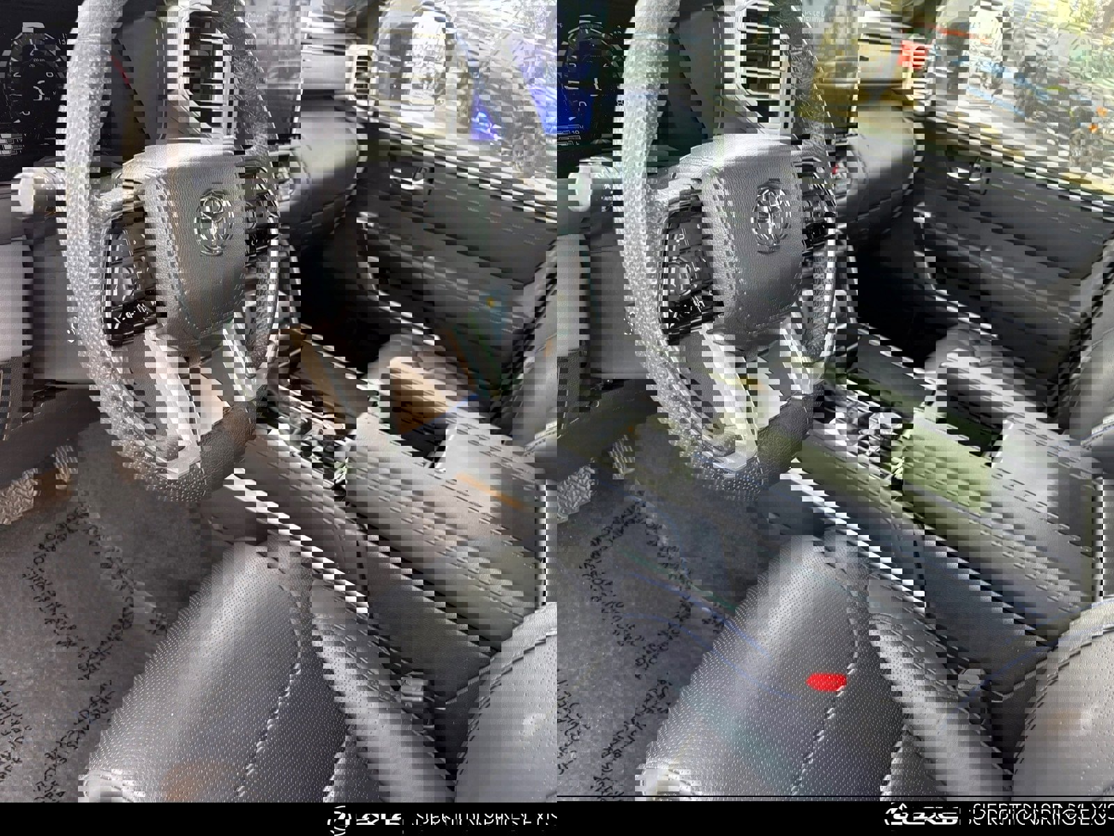 Used 2023 Toyota Tundra Platinum image 13