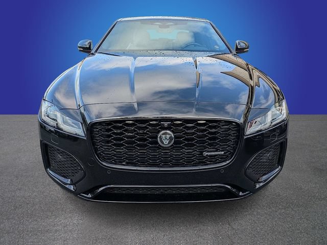 Used 2024 Jaguar XF R-Dynamic SE AWD/4WD image 8