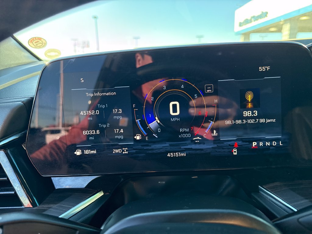 Used 2025 Chevrolet Tahoe LT AWD/4WD image 19