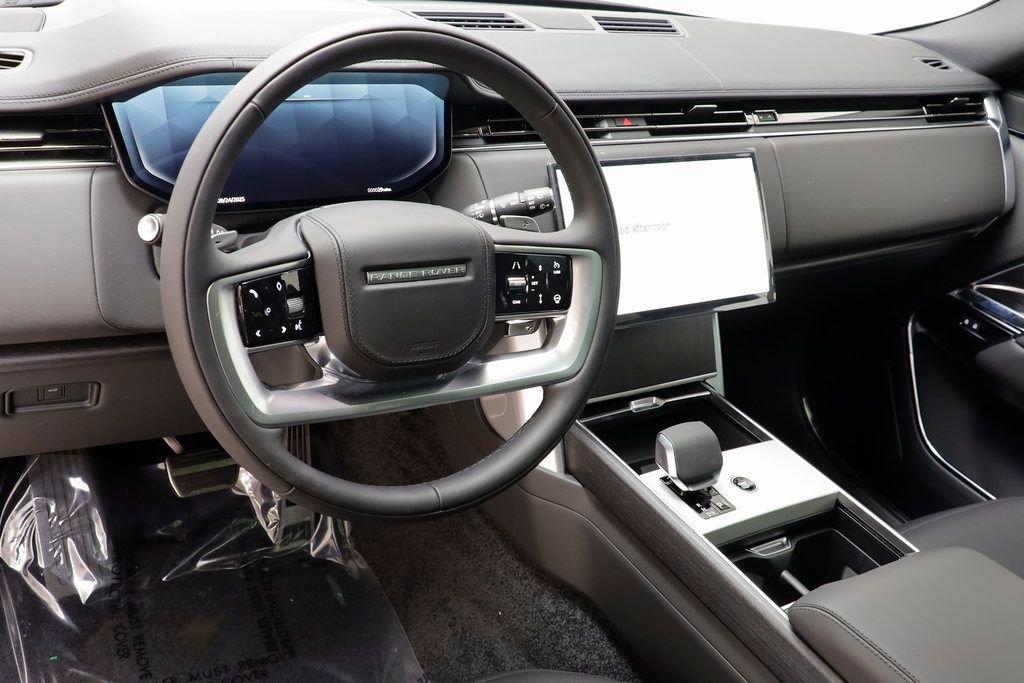 New 2025 Land Rover Range Rover SE AWD/4WD image 8