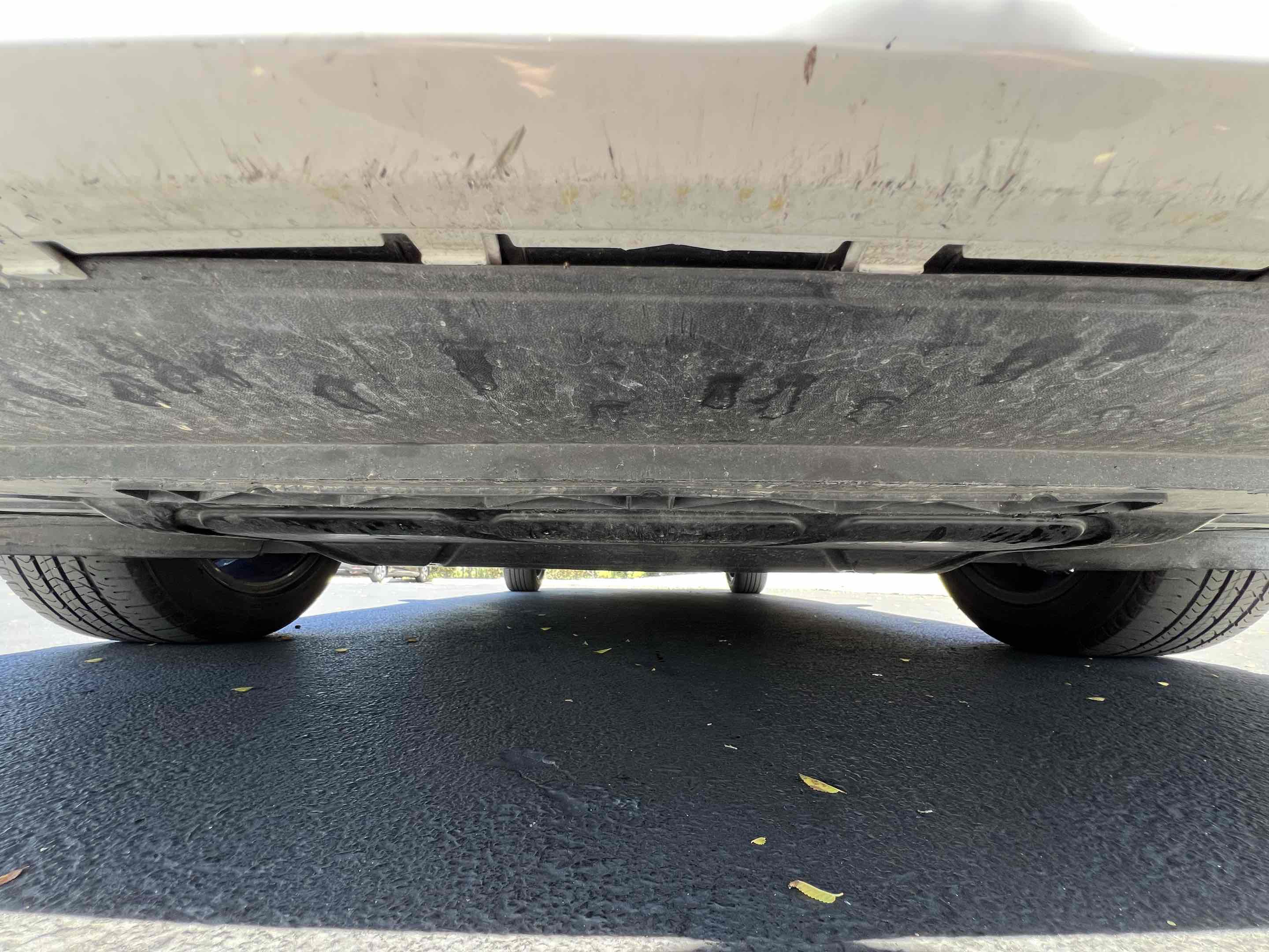 Used 2015 Volkswagen e-Golf SEL Premium FWD image 39